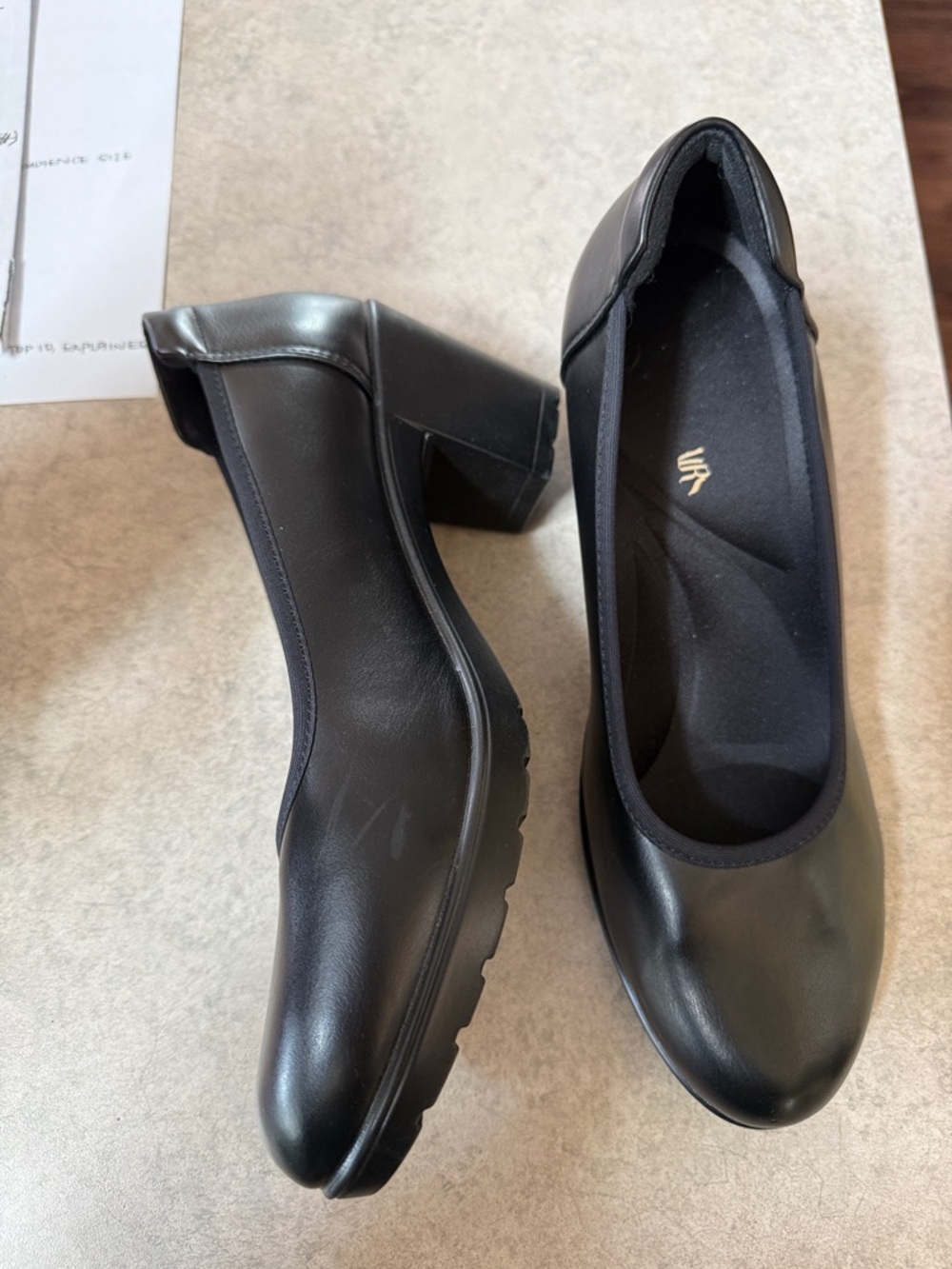 Dream Pairs Black Chunky Block Heel Pumps